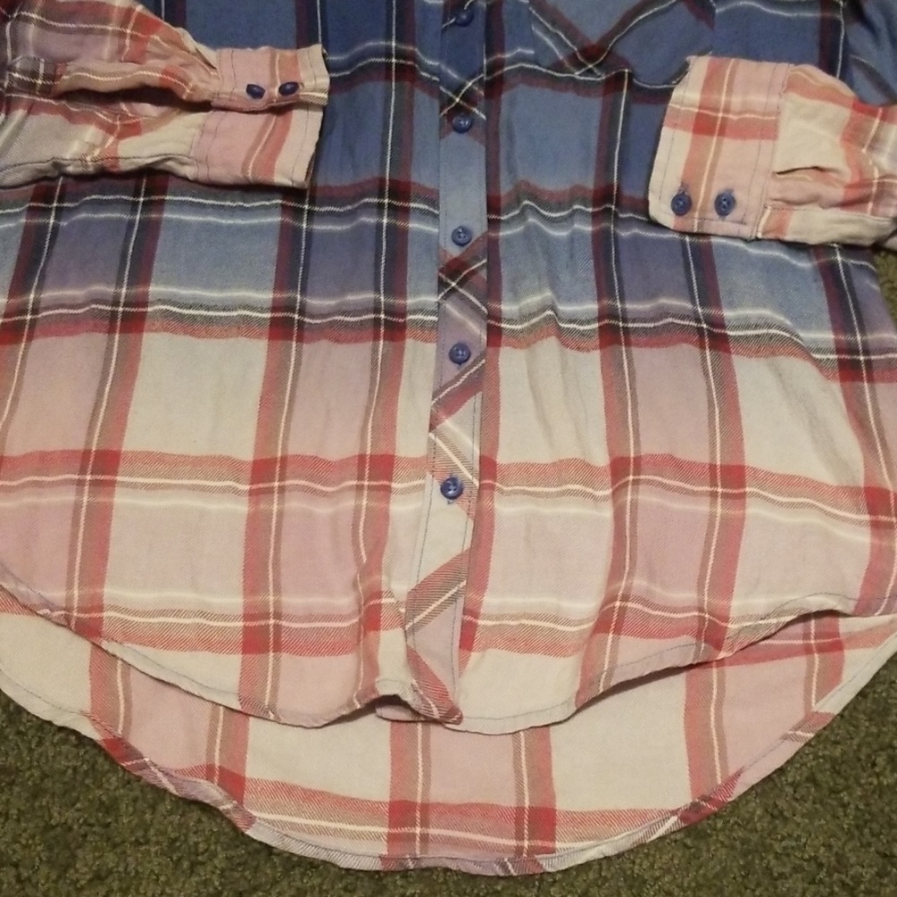Button up - Picture 4 of 7